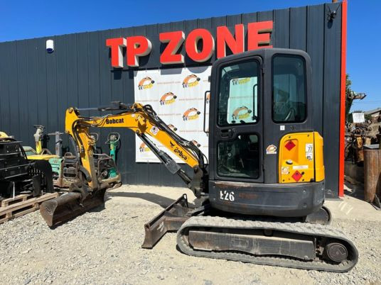 Bobcat E26 Cabine à 20500 € HT - Minigraafmachine: afbeelding 2 Bobcat E26 Cabine à 20500 € HT - Minigraafmachine: afbeelding 2