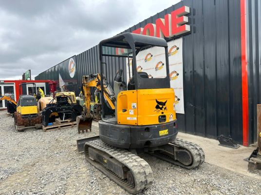 Bobcat E26 à 18 500 € HT - Minigraafmachine: afbeelding 4 Bobcat E26 à 18 500 € HT - Minigraafmachine: afbeelding 4