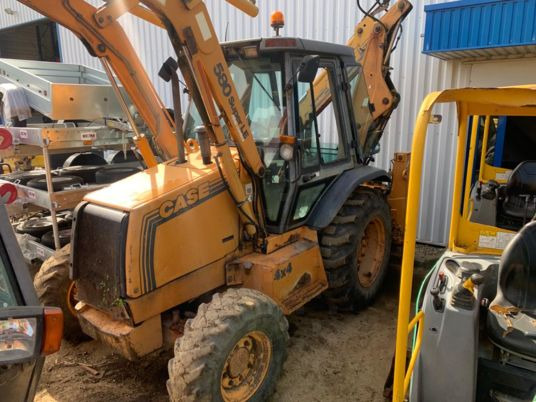 Case 580 SUPER LE Ride Control - Graaflaadmachine: afbeelding 4 Case 580 SUPER LE Ride Control - Graaflaadmachine: afbeelding 4