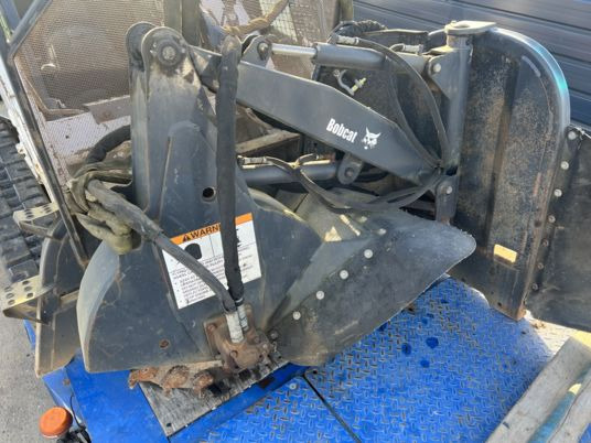 Dessoucheuse pour chargeur - Stobbenfrees: afbeelding 1 Dessoucheuse pour chargeur - Stobbenfrees: afbeelding 1