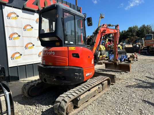 Kubota Kubota U35-3A3 Cabine à 23 500€ HT - Minigraafmachine: afbeelding 4 Kubota Kubota U35-3A3 Cabine à 23 500€ HT - Minigraafmachine: afbeelding 4