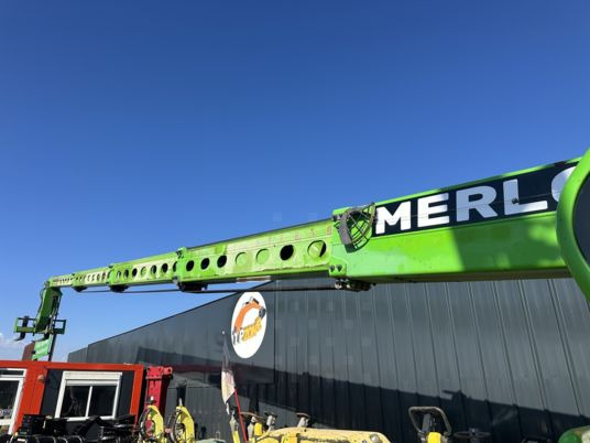 Merlo ROTO 40.26 MCSS à 99500 € HT - Verreiker: afbeelding 2 Merlo ROTO 40.26 MCSS à 99500 € HT - Verreiker: afbeelding 2