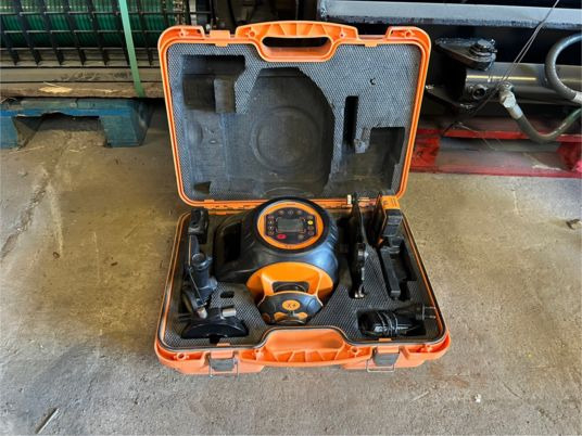 Niveau laser rotatif automatique GEO FENNEL - Bouwmaterieel: afbeelding 1 Niveau laser rotatif automatique GEO FENNEL - Bouwmaterieel: afbeelding 1