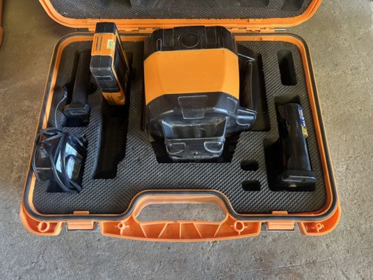 Niveau laser rotatif automatique horizontal GEO FENNEL - Bouwmaterieel: afbeelding 2 Niveau laser rotatif automatique horizontal GEO FENNEL - Bouwmaterieel: afbeelding 2