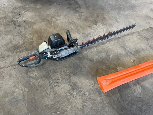 Tuinmachine Taille haies thermique STIHL HS 82 R: afbeelding 6 Tuinmachine Taille haies thermique STIHL HS 82 R: afbeelding 6