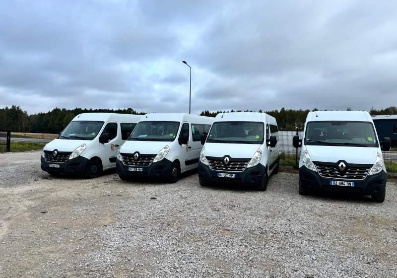 Renault Master 17 miejsc EURO 6 4 szt - Minibus, Personenvervoer: afbeelding 1 Renault Master 17 miejsc EURO 6 4 szt - Minibus, Personenvervoer: afbeelding 1