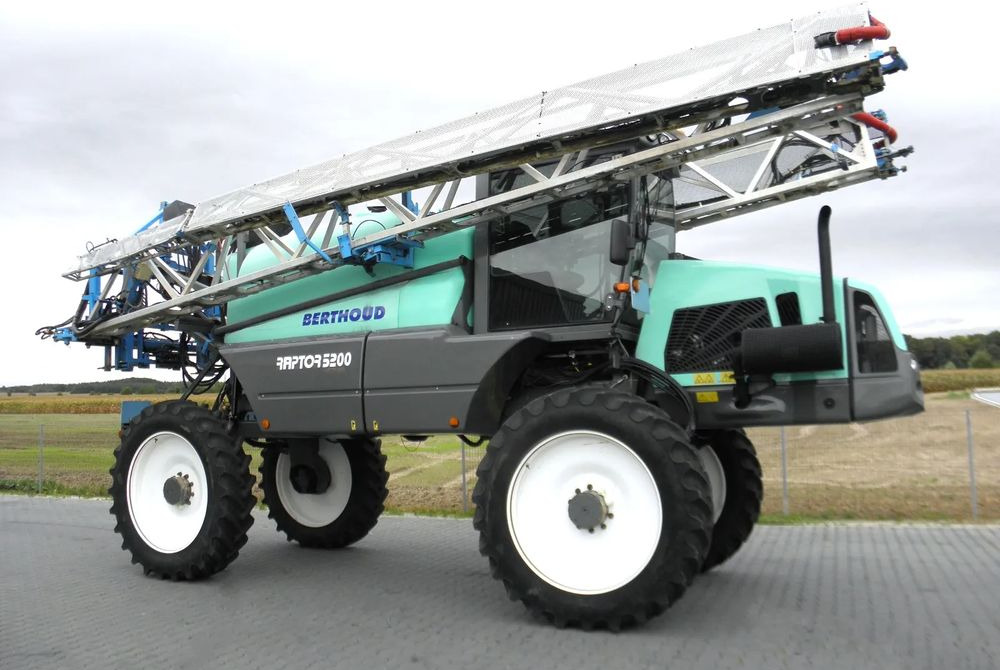 Berthoud Raptor 5200 2012 Rok, 36M, H-145cm, GPS, Nie Malowany, Stan Bardzo Dobry - Veldspuit: afbeelding 3 Berthoud Raptor 5200 2012 Rok, 36M, H-145cm, GPS, Nie Malowany, Stan Bardzo Dobry - Veldspuit: afbeelding 3