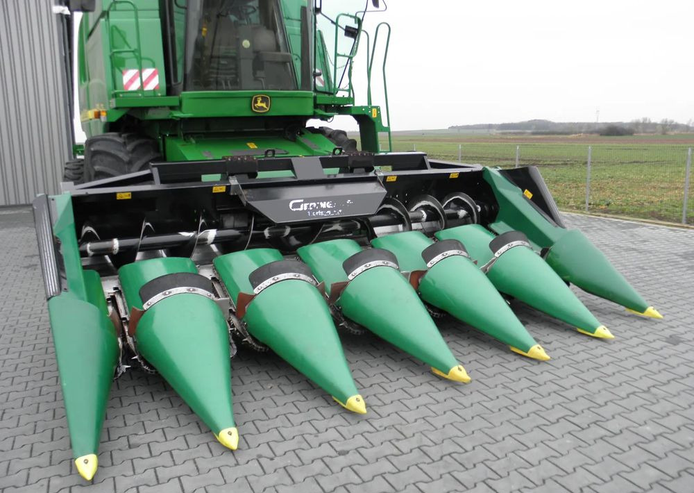 Geringhoff Horizon Star 6 rzedowy, Nie Malowany, Stan Bardzo Dobry - Maiskolvenplukker: afbeelding 1 Geringhoff Horizon Star 6 rzedowy, Nie Malowany, Stan Bardzo Dobry - Maiskolvenplukker: afbeelding 1