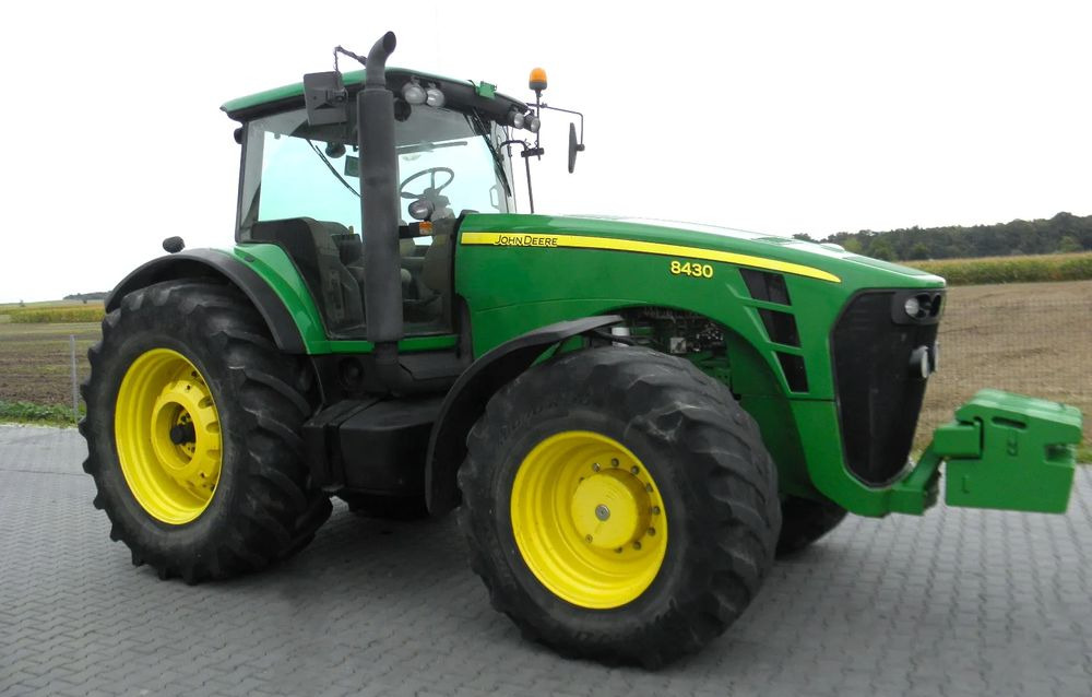 John Deere 8430 2008 Rok, Nie Malowany, Stan Bardzo Dobry - Tractor: afbeelding 2 John Deere 8430 2008 Rok, Nie Malowany, Stan Bardzo Dobry - Tractor: afbeelding 2