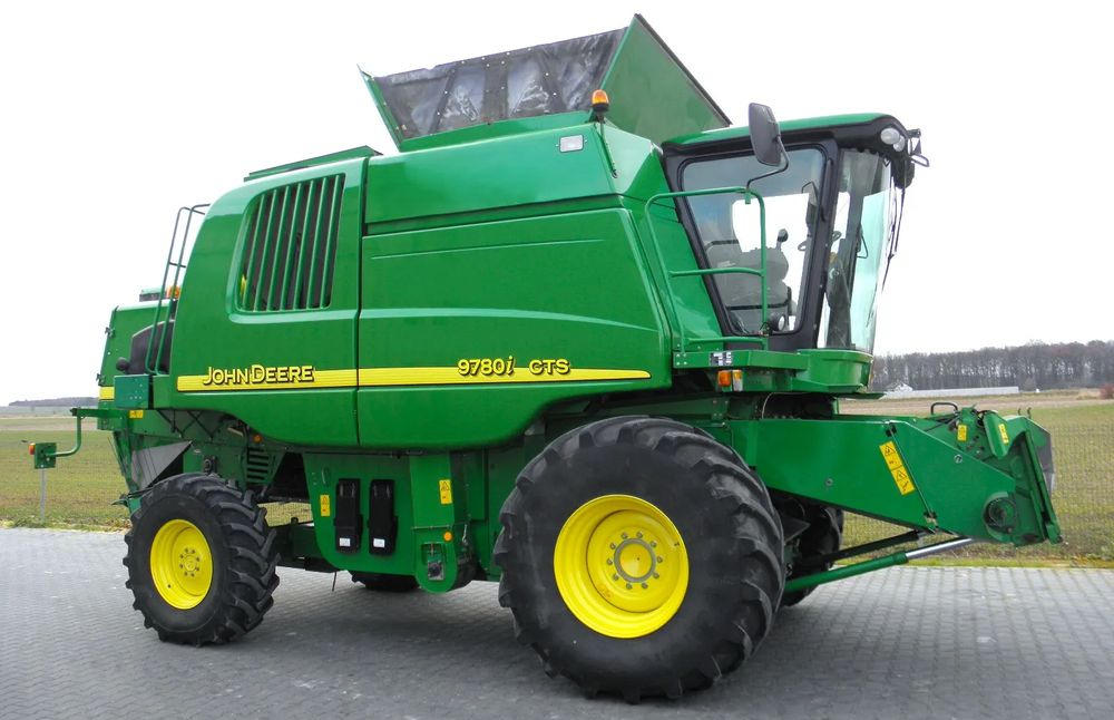 John Deere CTS 9780i 2006 Rok, Nie Malowany, Stan Bardzo Dobry - Maaidorser: afbeelding 4 John Deere CTS 9780i 2006 Rok, Nie Malowany, Stan Bardzo Dobry - Maaidorser: afbeelding 4