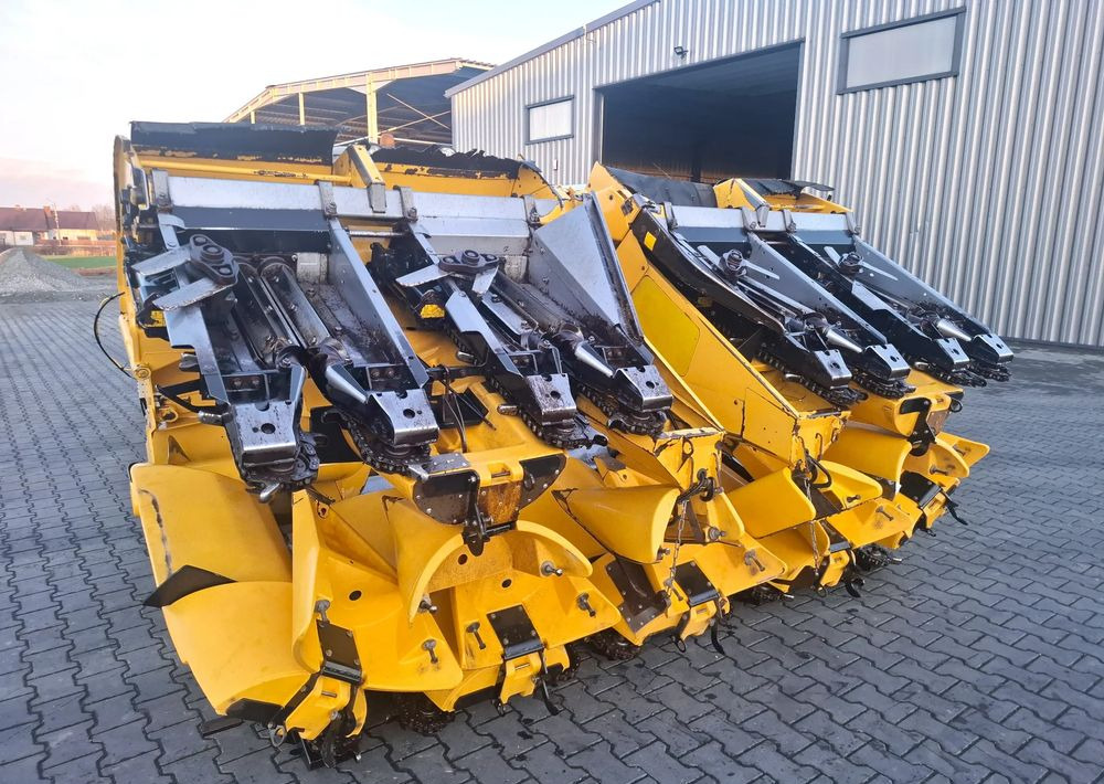 New Holland Przystawka Do Kukurydzy New Holland 8-75 8 rzedowa, 2013 Rok, Nie mlaowana, Stan Idealny - Maiskolvenplukker: afbeelding 1 New Holland Przystawka Do Kukurydzy New Holland 8-75 8 rzedowa, 2013 Rok, Nie mlaowana, Stan Idealny - Maiskolvenplukker: afbeelding 1