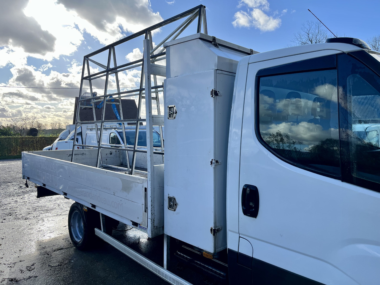 IVECO Daily 35-180 35c18 plateau - Bestelwagen open laadbak: afbeelding 5 IVECO Daily 35-180 35c18 plateau - Bestelwagen open laadbak: afbeelding 5