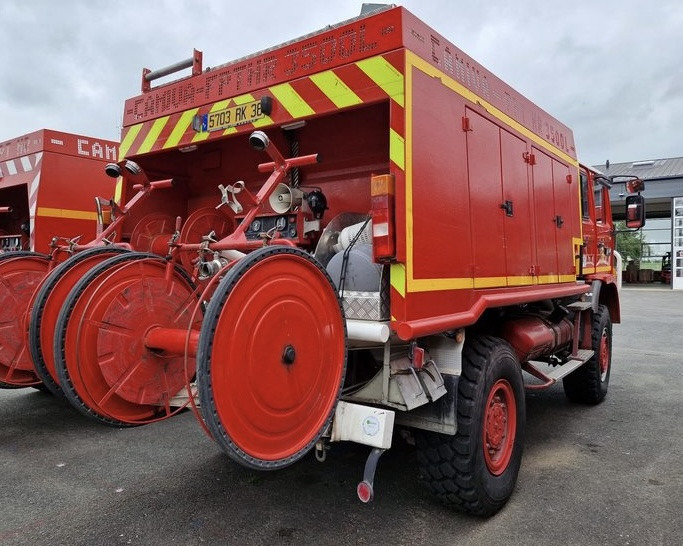 RENAULT M210 4x4 FPT HR 3500L - Brandweerwagen: afbeelding 3 RENAULT M210 4x4 FPT HR 3500L - Brandweerwagen: afbeelding 3