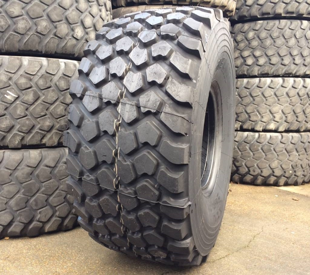 Michelin 24R21 XZL - NEW - Band voor Landbouwmachine: afbeelding 1 Michelin 24R21 XZL - NEW - Band voor Landbouwmachine: afbeelding 1