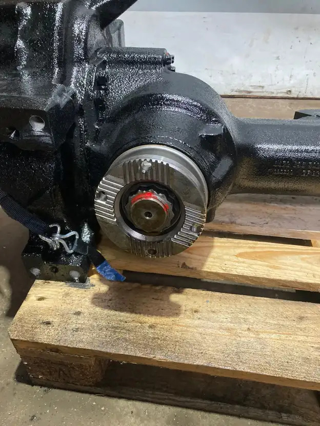 ZF Hinterachse ZF AV 133/87 4472037311 6,20 A6443501101 Citaro Mercedes C2 Euro  - Achterass voor Bus: afbeelding 2 ZF Hinterachse ZF AV 133/87 4472037311 6,20 A6443501101 Citaro Mercedes C2 Euro  - Achterass voor Bus: afbeelding 2