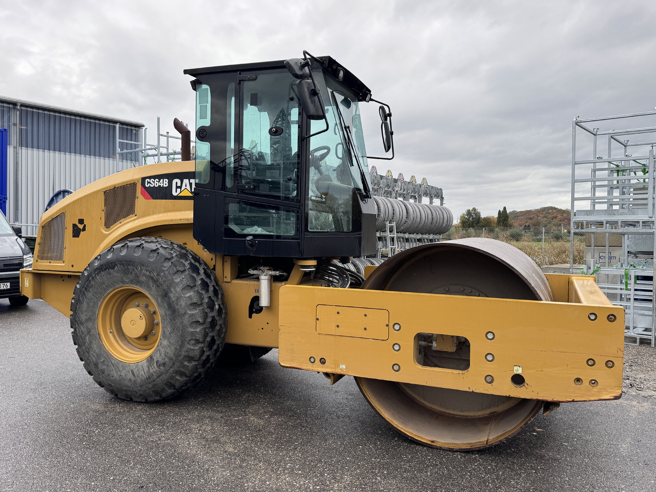 CATERPILLAR CS 64 B - Schapenpootwals/ Grondverdichter: afbeelding 2 CATERPILLAR CS 64 B - Schapenpootwals/ Grondverdichter: afbeelding 2
