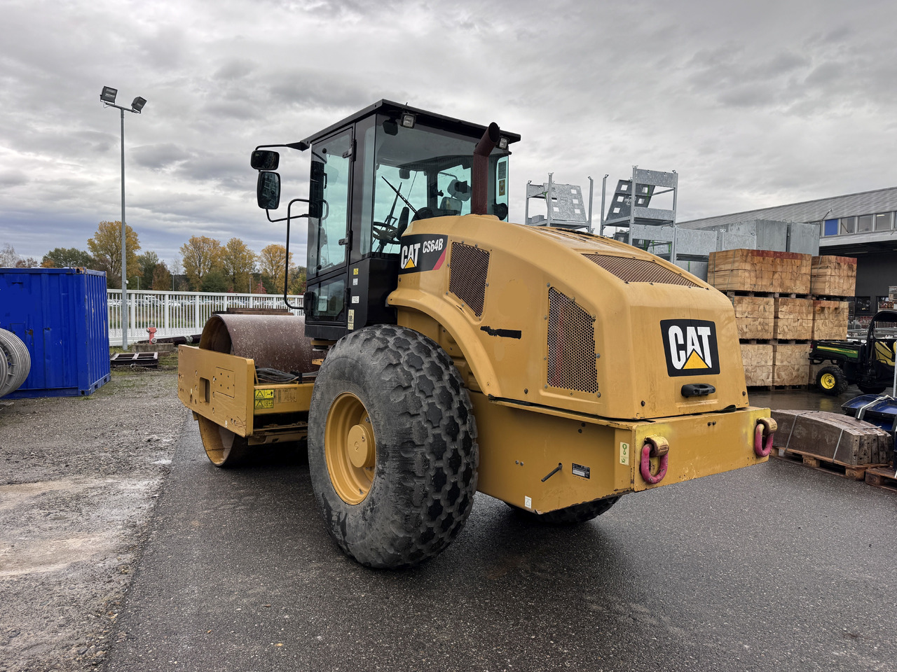 CATERPILLAR CS 64 B - Schapenpootwals/ Grondverdichter: afbeelding 3 CATERPILLAR CS 64 B - Schapenpootwals/ Grondverdichter: afbeelding 3