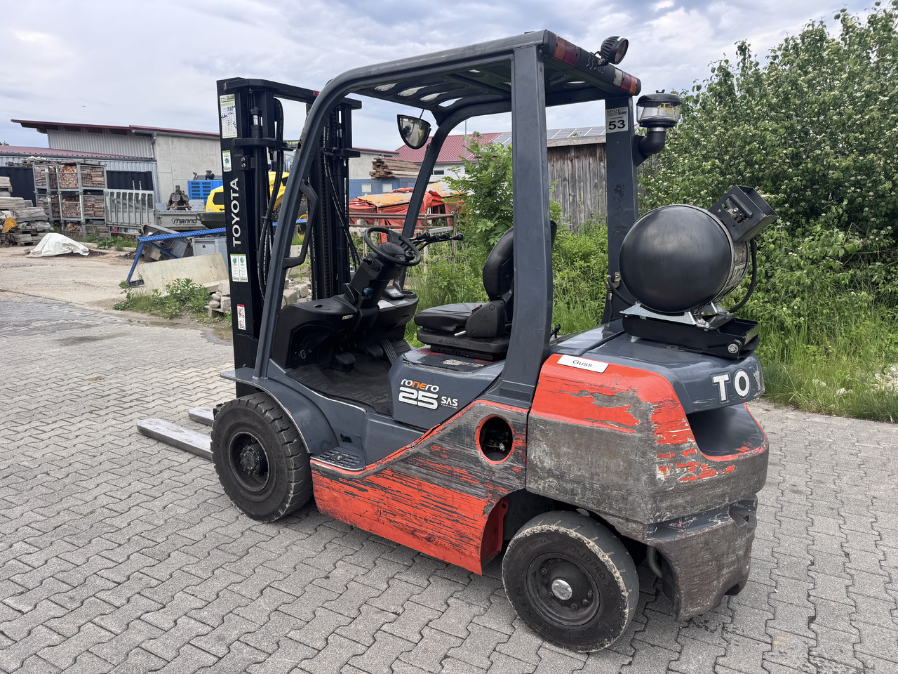 TOYOTA Tonero 25 - LPG heftruck: afbeelding 3 TOYOTA Tonero 25 - LPG heftruck: afbeelding 3