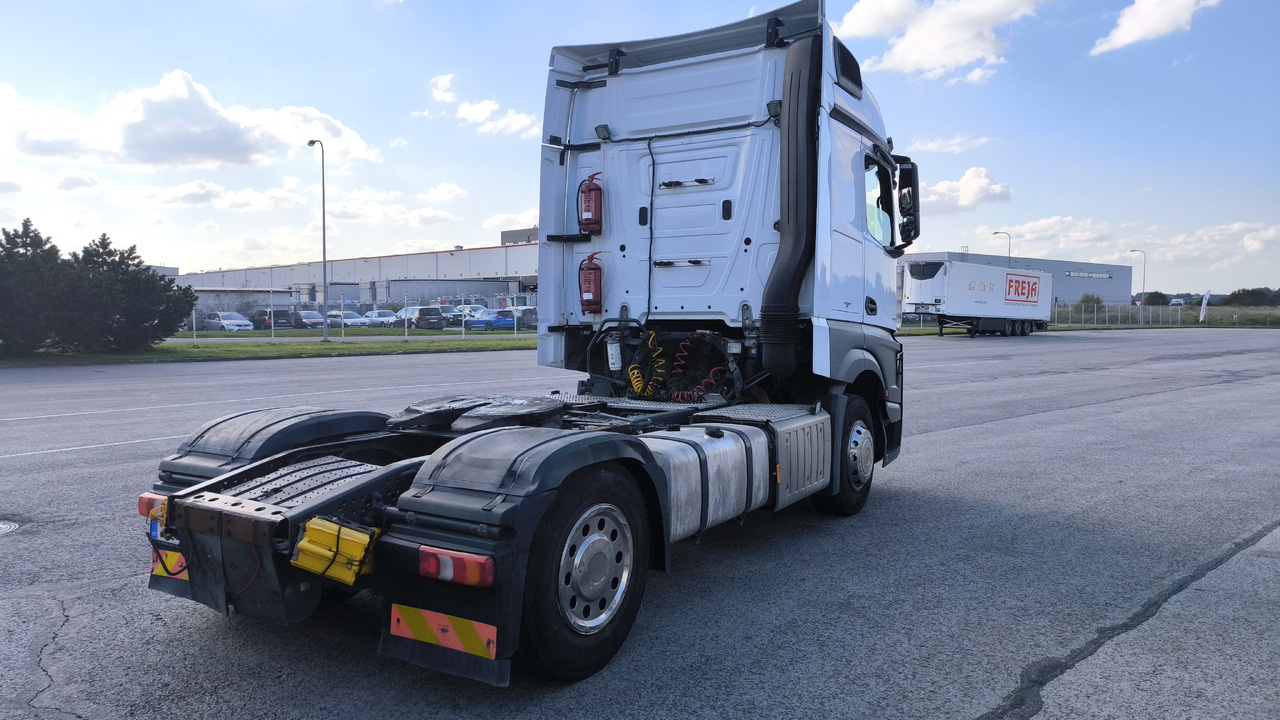 MERCEDES-BENZ Actros 1845 - Trekker: afbeelding 4 MERCEDES-BENZ Actros 1845 - Trekker: afbeelding 4