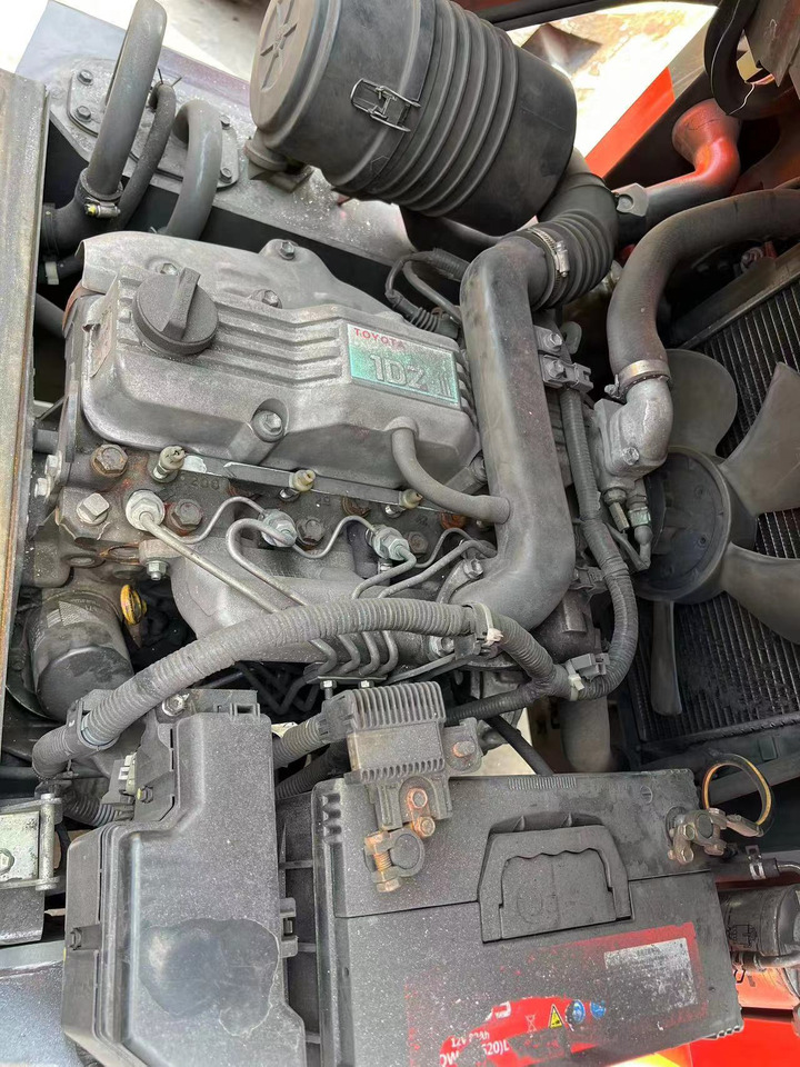 Toyota FDZN30 - Diesel heftruck: afbeelding 5 Toyota FDZN30 - Diesel heftruck: afbeelding 5