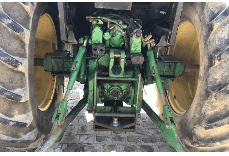 JOHN DEERE 4055 - Tractor: afbeelding 5 JOHN DEERE 4055 - Tractor: afbeelding 5