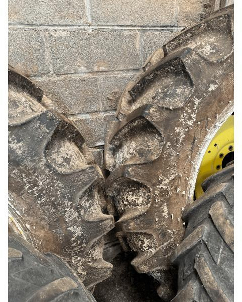 JOHN DEERE 6230 - Tractor: afbeelding 4 JOHN DEERE 6230 - Tractor: afbeelding 4