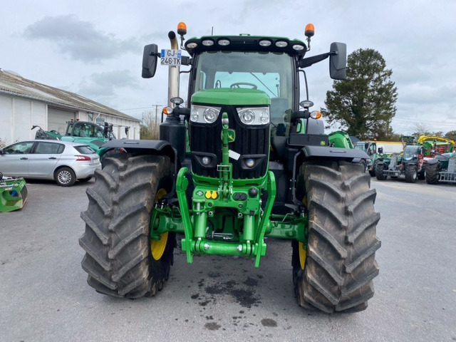 JOHN DEERE 6R215 - Tractor: afbeelding 2 JOHN DEERE 6R215 - Tractor: afbeelding 2
