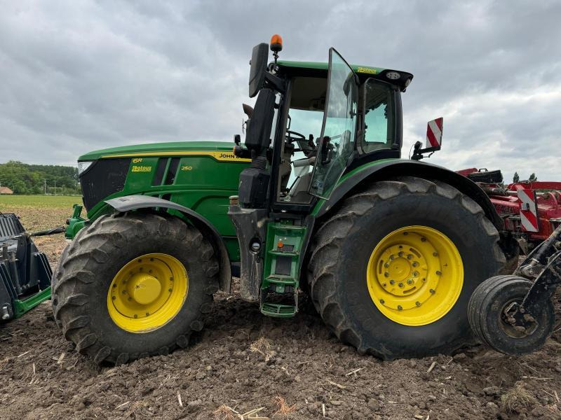 JOHN DEERE 6R250 - Tractor: afbeelding 2 JOHN DEERE 6R250 - Tractor: afbeelding 2