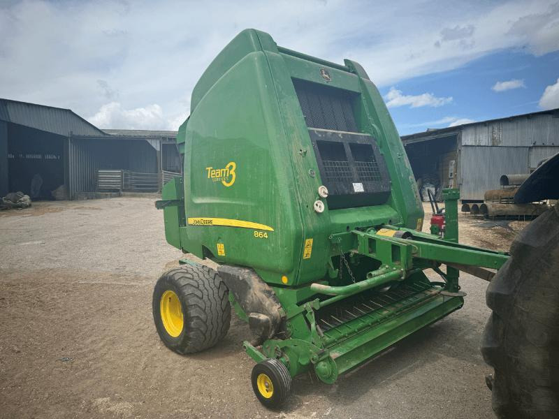 JOHN DEERE 864 - Ronde balenpers: afbeelding 2 JOHN DEERE 864 - Ronde balenpers: afbeelding 2