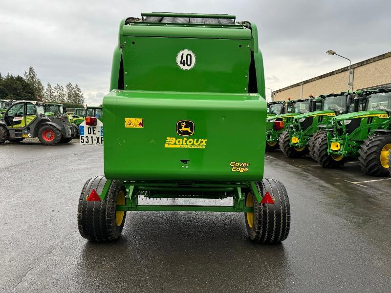 JOHN DEERE 864 - Ronde balenpers: afbeelding 3 JOHN DEERE 864 - Ronde balenpers: afbeelding 3