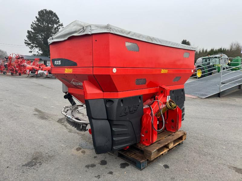 KUHN AXIS50.1W - Kunstmeststrooier: afbeelding 3 KUHN AXIS50.1W - Kunstmeststrooier: afbeelding 3