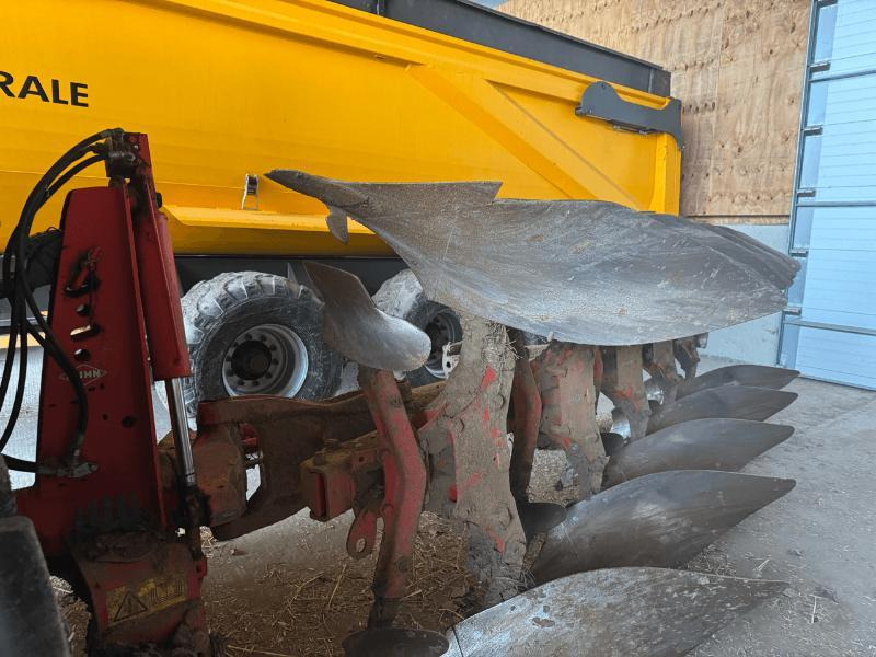 KUHN MULTIMASTER 122 - Ploeg: afbeelding 1 KUHN MULTIMASTER 122 - Ploeg: afbeelding 1