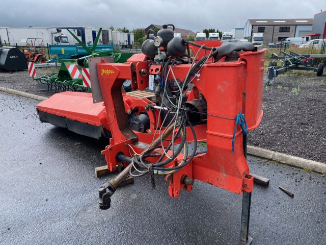 KUHN S1680RP - Verstek klepelmaaier: afbeelding 1 KUHN S1680RP - Verstek klepelmaaier: afbeelding 1