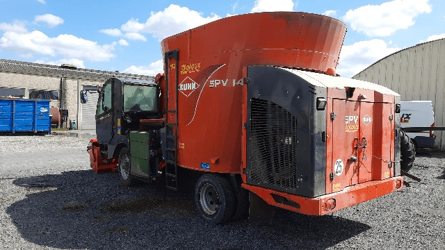 KUHN SPV14 - Voermengwagen: afbeelding 2 KUHN SPV14 - Voermengwagen: afbeelding 2