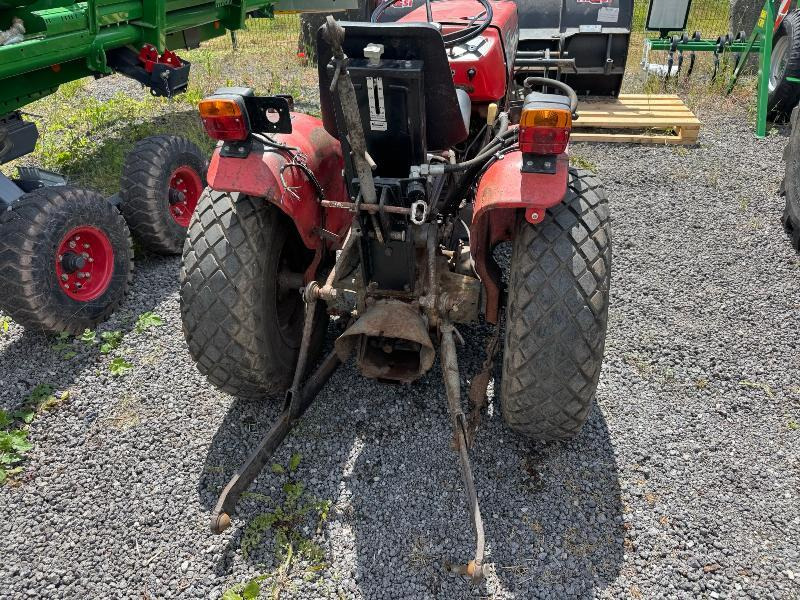 MASSEY-FERGUSON 200 - Tractor: afbeelding 5 MASSEY-FERGUSON 200 - Tractor: afbeelding 5