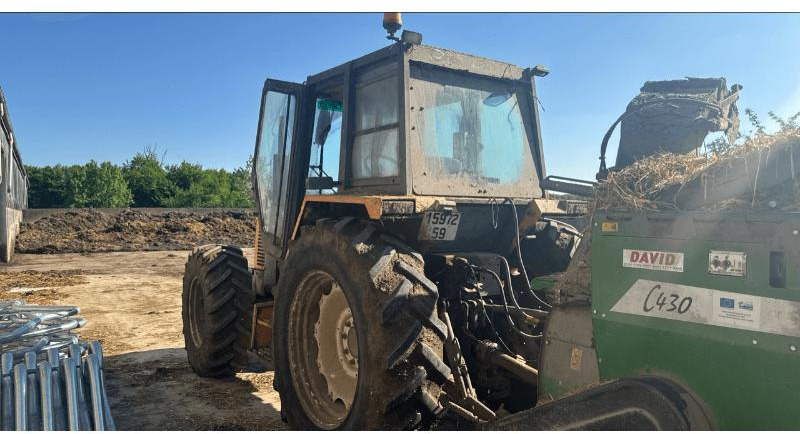 RENAULT 133-14 T - Tractor: afbeelding 3 RENAULT 133-14 T - Tractor: afbeelding 3
