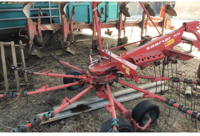 TAARUP 9035 - Hooischudder: afbeelding 2 TAARUP 9035 - Hooischudder: afbeelding 2