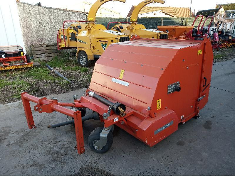 WIEDENMANN TERRA CLEAN 120 - Tuinmachine: afbeelding 2 WIEDENMANN TERRA CLEAN 120 - Tuinmachine: afbeelding 2