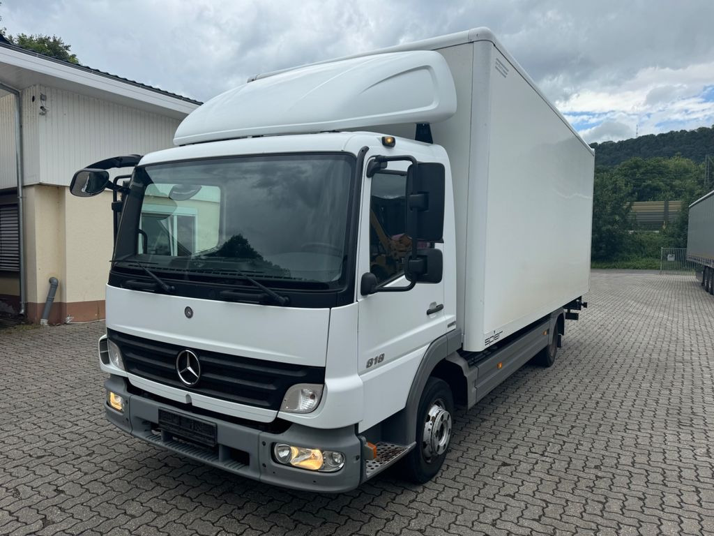 Mercedes-Benz 818 - Bakwagen: afbeelding 1 Mercedes-Benz 818 - Bakwagen: afbeelding 1