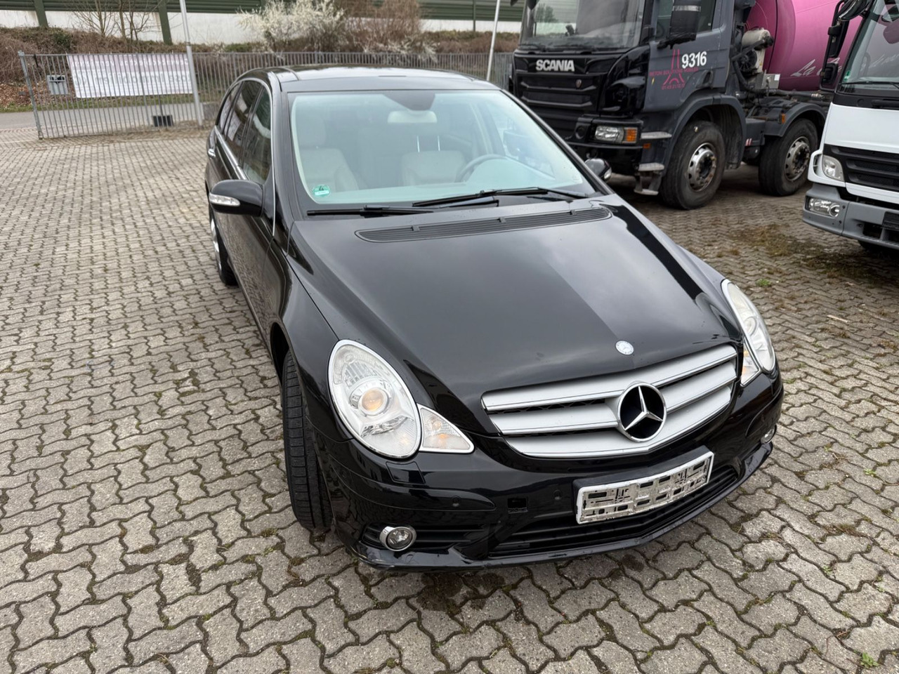 Mercedes-Benz R - SUV: afbeelding 5 Mercedes-Benz R - SUV: afbeelding 5
