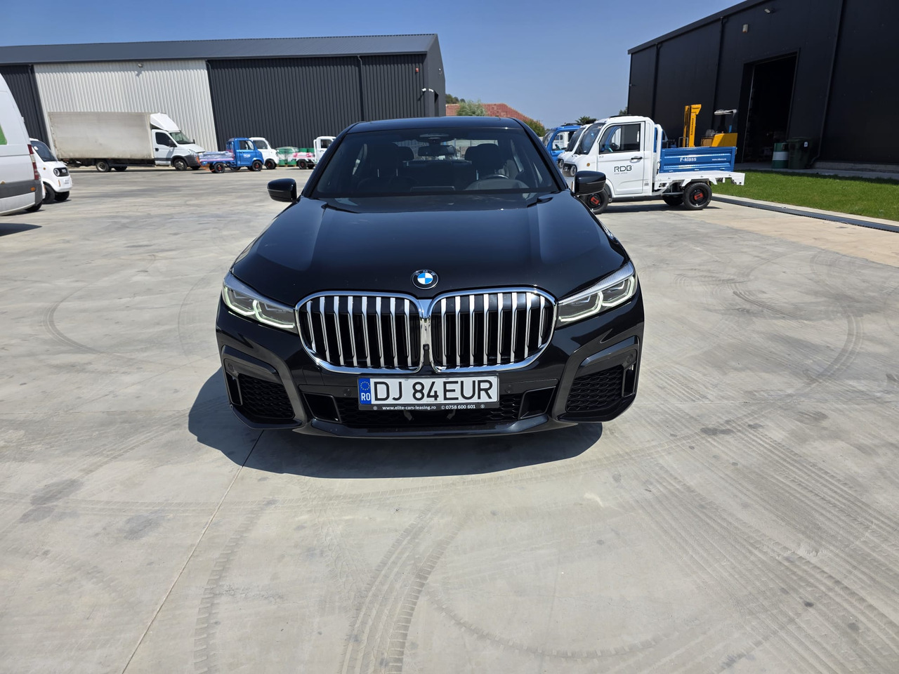 BMW 730 Xdrive Mild-Hybrid - Sedan: afbeelding 1 BMW 730 Xdrive Mild-Hybrid - Sedan: afbeelding 1