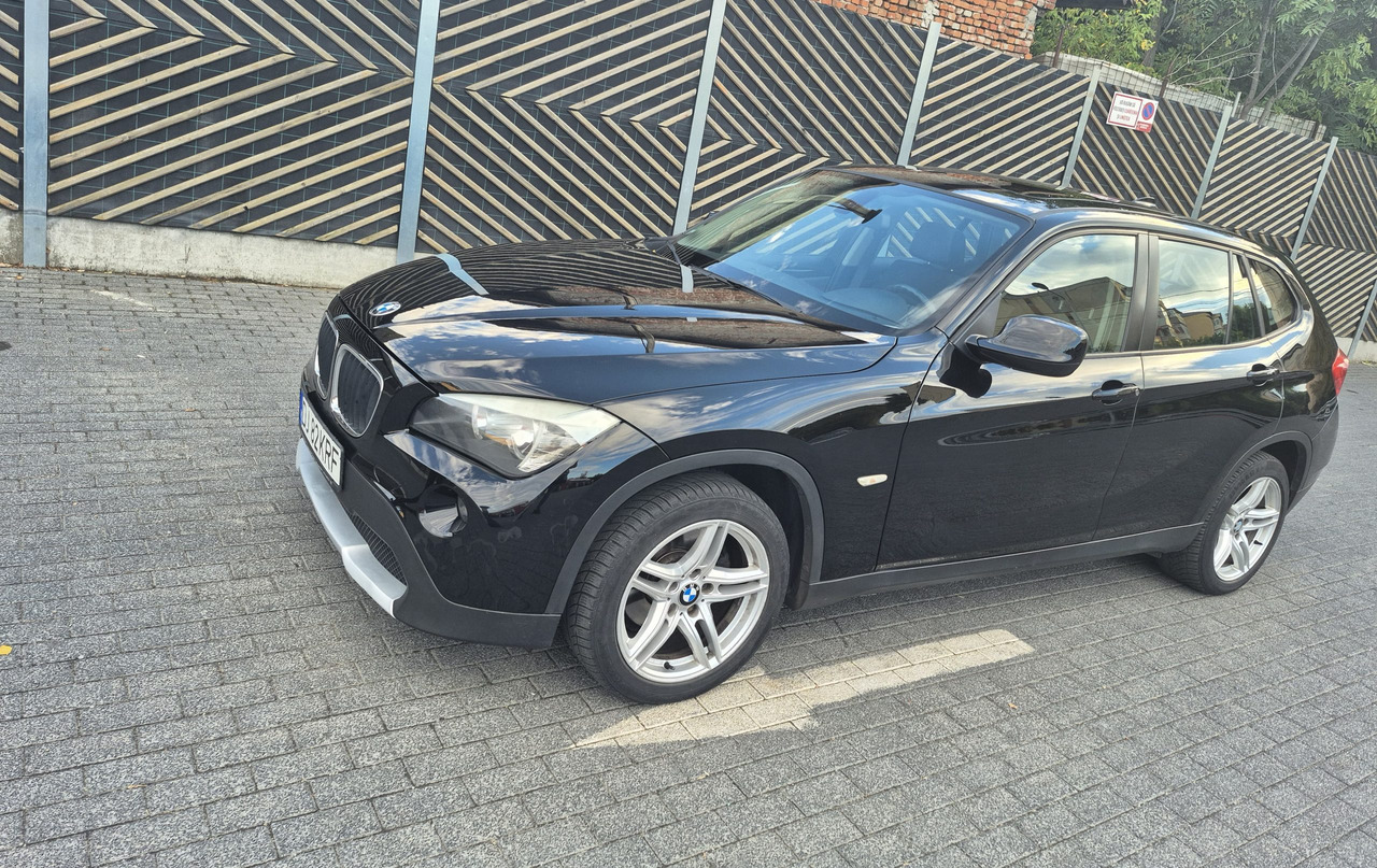 BMW X1 - SUV: afbeelding 2 BMW X1 - SUV: afbeelding 2