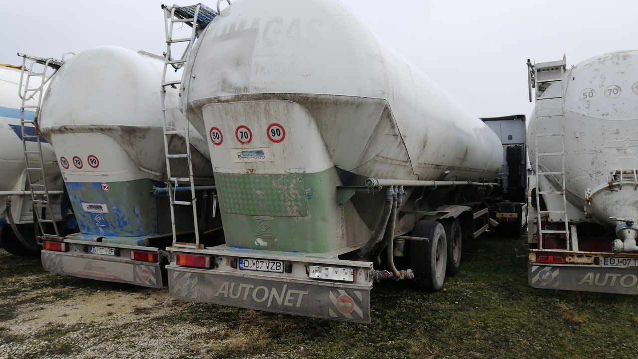 FELDBINDER Tank/Silo 57,000 l 4 Compartments for Powders/Feed/Water//Liquid Fertilizer/etc. - Bulkoplegger: afbeelding 1 FELDBINDER Tank/Silo 57,000 l 4 Compartments for Powders/Feed/Water//Liquid Fertilizer/etc. - Bulkoplegger: afbeelding 1