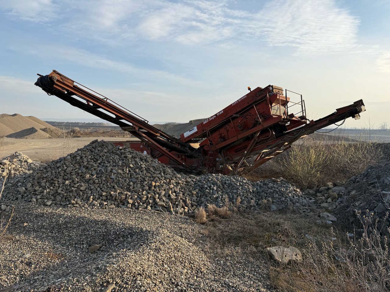 FINLAY 683 SUPERTRAK MOBILE SORTING STATION - Zeefinstallatie: afbeelding 1 FINLAY 683 SUPERTRAK MOBILE SORTING STATION - Zeefinstallatie: afbeelding 1