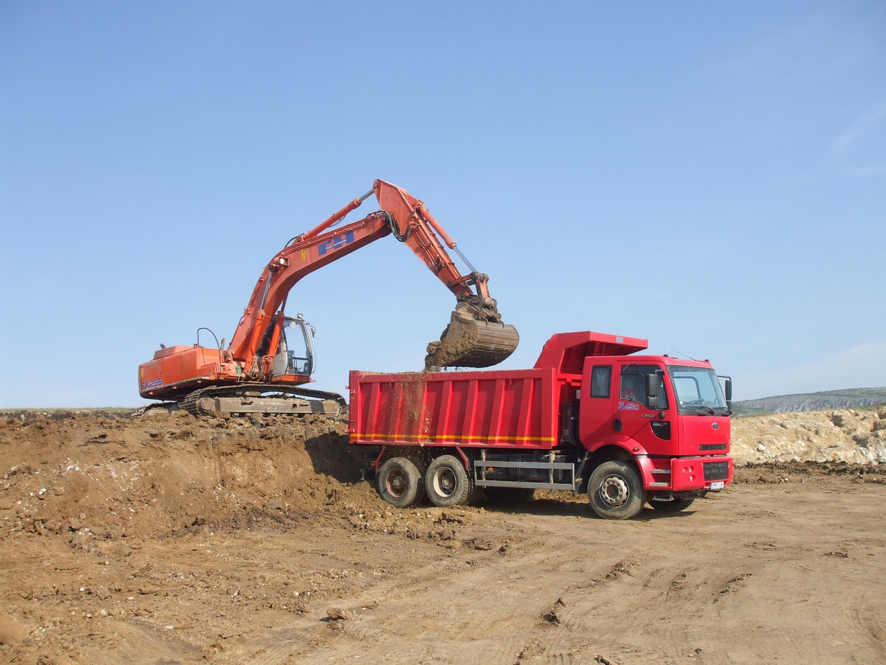 FORD CARGO 3430 D Tipper - Kipper vrachtwagen: afbeelding 4 FORD CARGO 3430 D Tipper - Kipper vrachtwagen: afbeelding 4