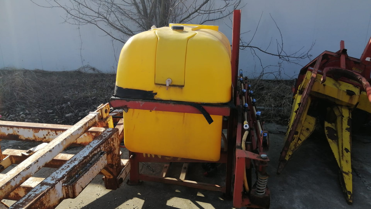 Herbicide Worn /Sprayer 800 l 12m - Gedragen veldspuit: afbeelding 2 Herbicide Worn /Sprayer 800 l 12m - Gedragen veldspuit: afbeelding 2