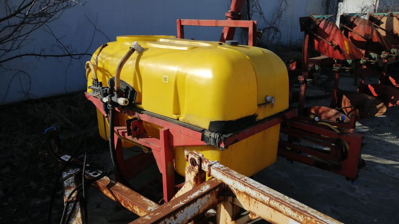 Herbicide Worn /Sprayer 800 l 12m - Gedragen veldspuit: afbeelding 1 Herbicide Worn /Sprayer 800 l 12m - Gedragen veldspuit: afbeelding 1