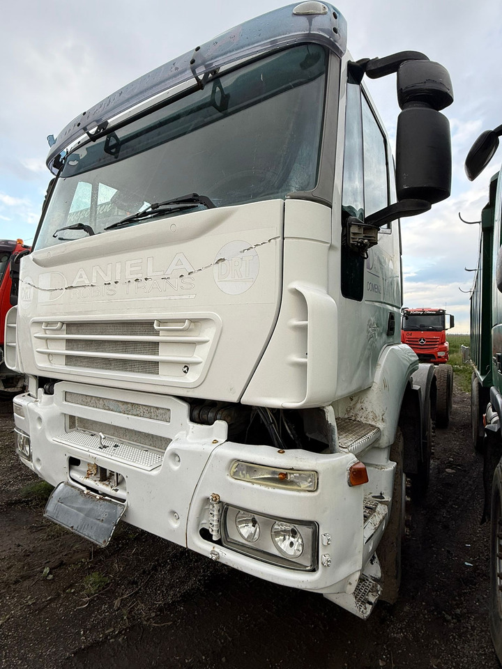 IVECO TRAKKER CHASSIS - Chassis vrachtwagen: afbeelding 1 IVECO TRAKKER CHASSIS - Chassis vrachtwagen: afbeelding 1