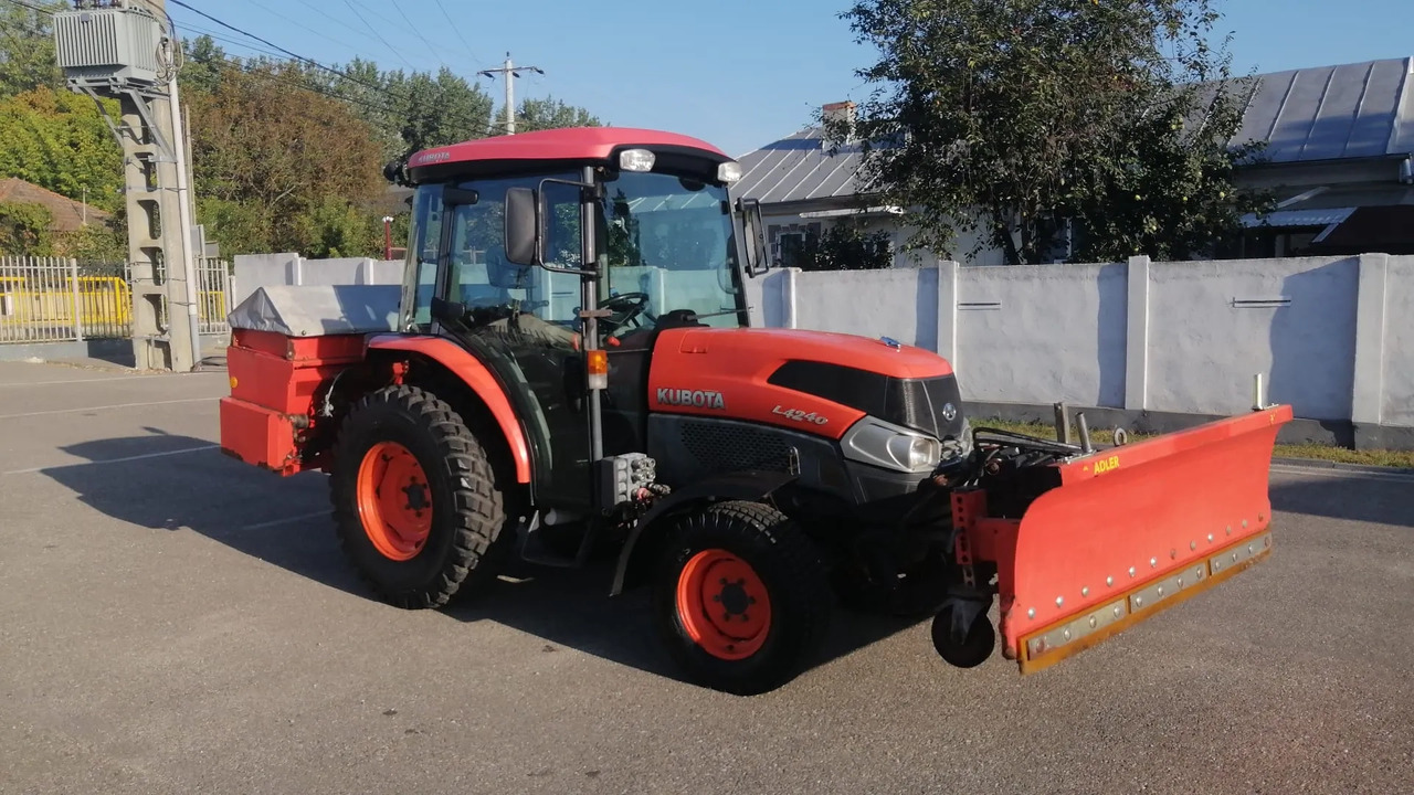KUBOTA L4240 Narrow spaces tractor/vineyard/fruit tree/communal, TOP ! - Tractor: afbeelding 1 KUBOTA L4240 Narrow spaces tractor/vineyard/fruit tree/communal, TOP ! - Tractor: afbeelding 1
