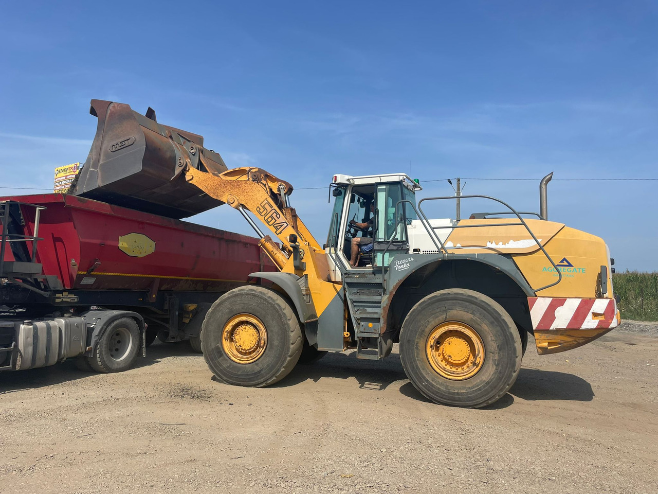 LIEBHERR 564 FRONT LOADER - Wiellader: afbeelding 4 LIEBHERR 564 FRONT LOADER - Wiellader: afbeelding 4